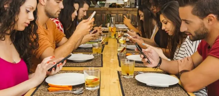 Qualche consiglio per provare ad utilizzare con parsimonia telefonino, computer, smartphone, email e altre simili diavolerie, e qualche altra curiosità, di questo tratteremo nella Rubrica di Venerdì 16 Marzo.