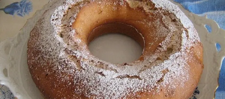 CIAMBELLA INTEGRALE DI FARRO ALLE CAROTE