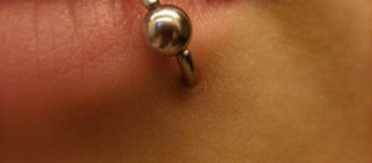 ATTENTI AI PIERCING!!!!