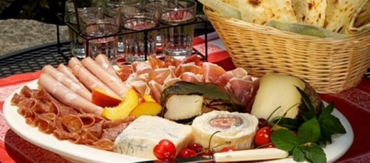 LA CUCINA ROMAGNOLA TRA TRADIZIONE E INNOVAZIONE, Se si perdono i sapori; prima o poi si perderanno anche i saperi...........