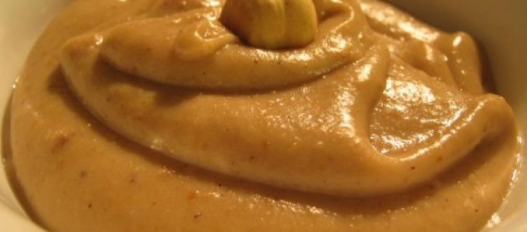 LA RICETTA DEL MESE DI NOVEMBRE: CREMA DI NOCCIOLE