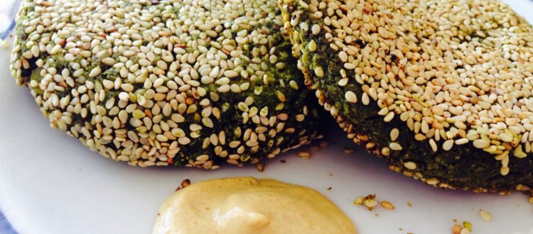 CROCCHETTE DI SPINACI CON CECI E SESAMO