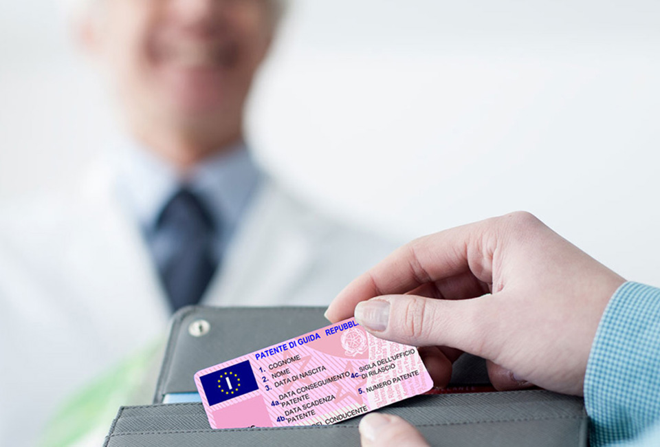 Rinnovo e Rilascio patenti Rinnovo e Rilascio patenti